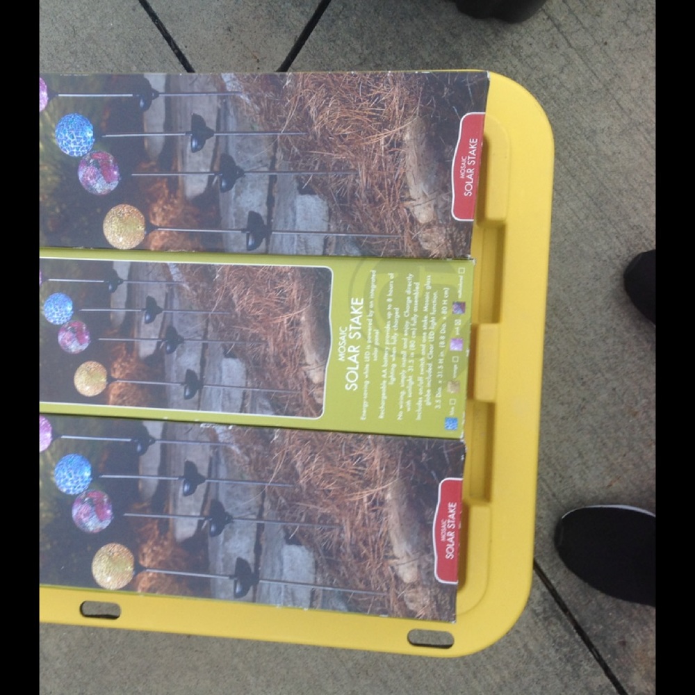 Set of 3 Solar power lights for outside